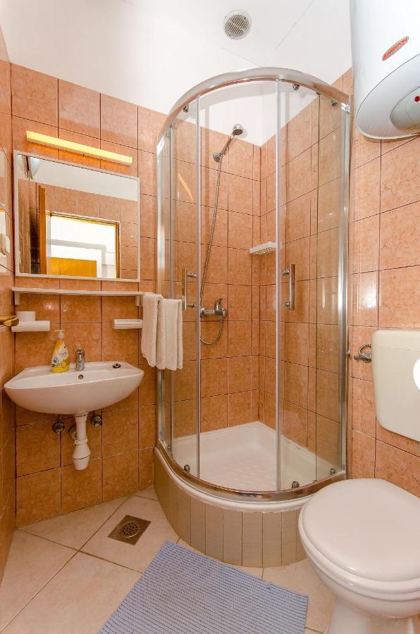 Apartments Zoran ดริเวนิก ภายนอก รูปภาพ